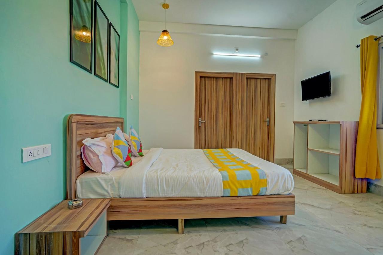Oyo 79233 Hotel Hive Stays Kochi Екстер'єр фото