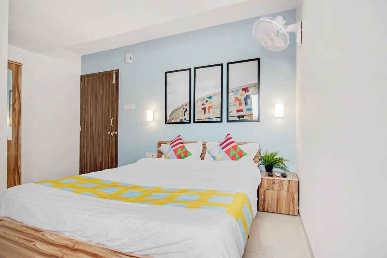 Oyo 79233 Hotel Hive Stays Kochi Екстер'єр фото
